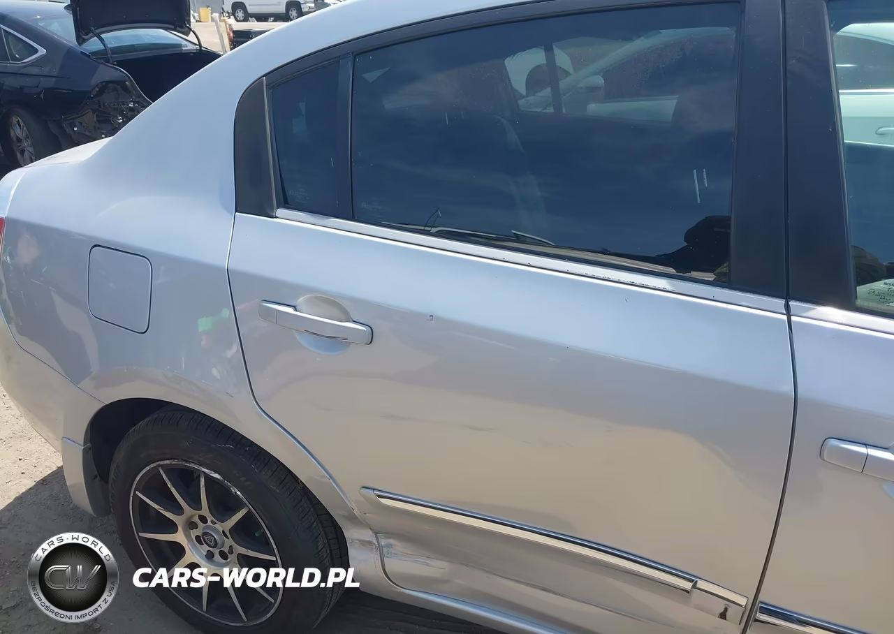 2010 Nissan Sentra 2.0S VIN:3N1AB6AP0AL648152 - 6