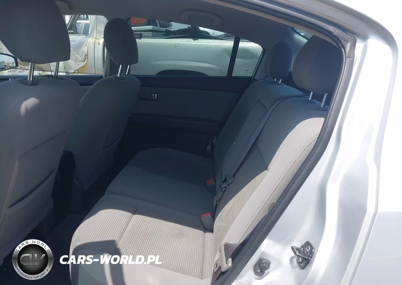 2010 Nissan Sentra 2.0S VIN:3N1AB6AP0AL648152 - 8