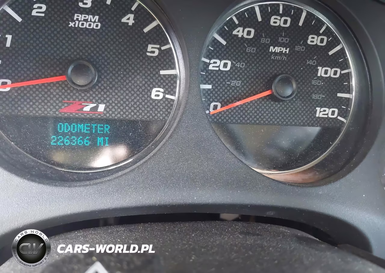 2013 Chevrolet Tahoe Lt VIN:1GNSKBE09DR370623 - 15