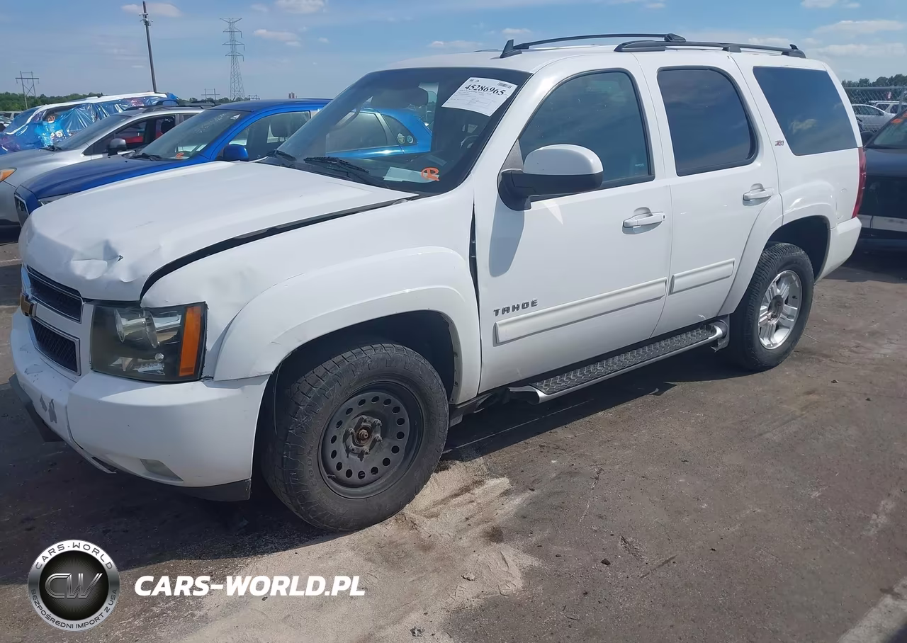 2013 Chevrolet Tahoe Lt VIN:1GNSKBE09DR370623 - 2
