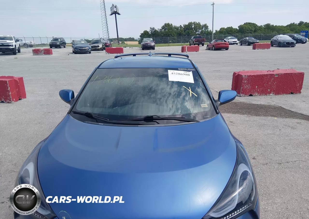 2016 Hyundai Veloster Turbo Rally Edition VIN:KMHTC6AE8GU264616 - 6