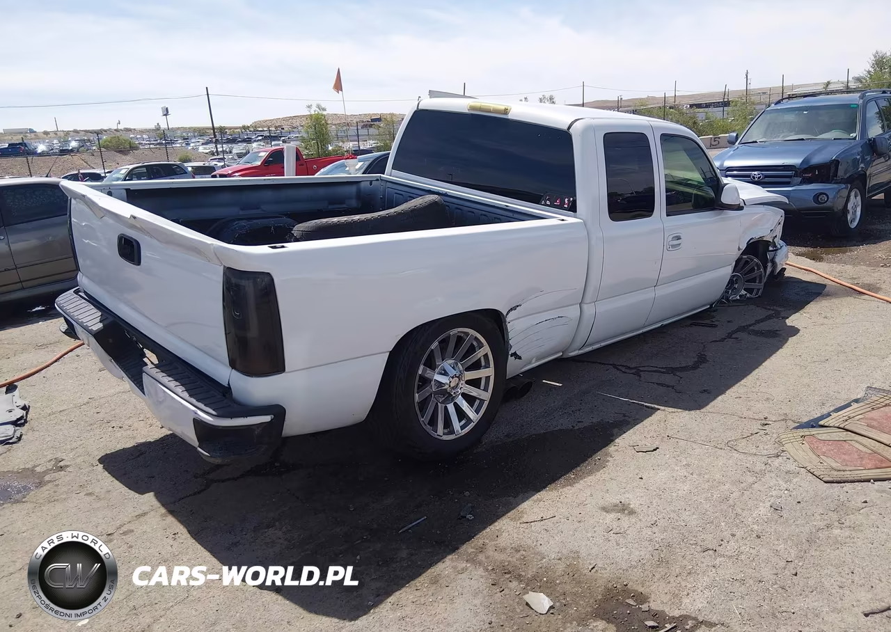 2000 Chevrolet Silverado 1500 Ls VIN:2GCEC19T8Y1370872 - 4