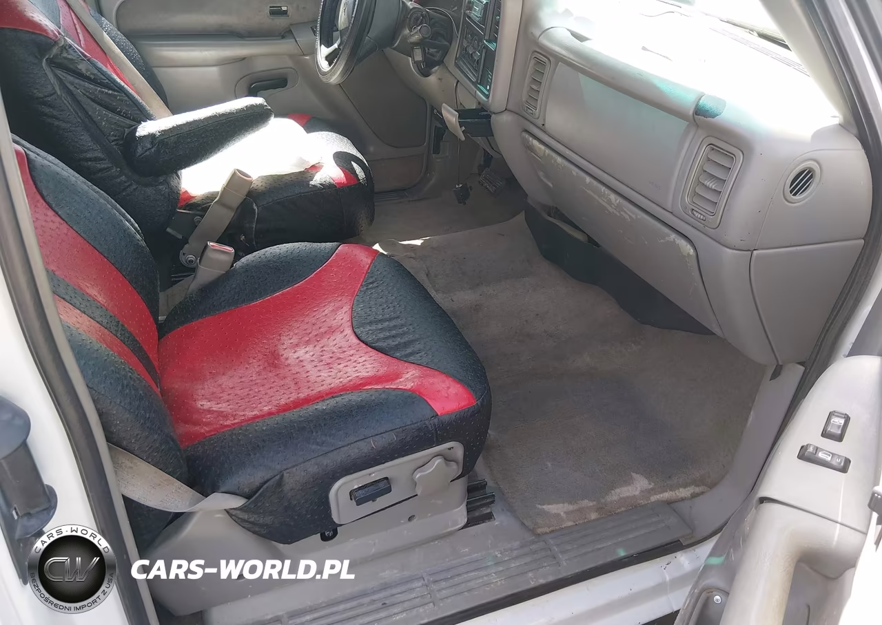 2000 Chevrolet Silverado 1500 Ls VIN:2GCEC19T8Y1370872 - 5