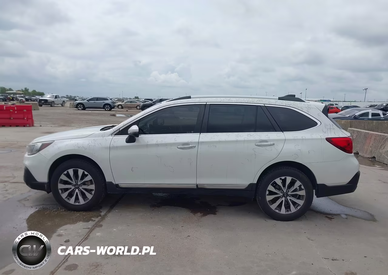 2019 Subaru Outback 2.5I Touring VIN:4S4BSATC8K3364338 - 14