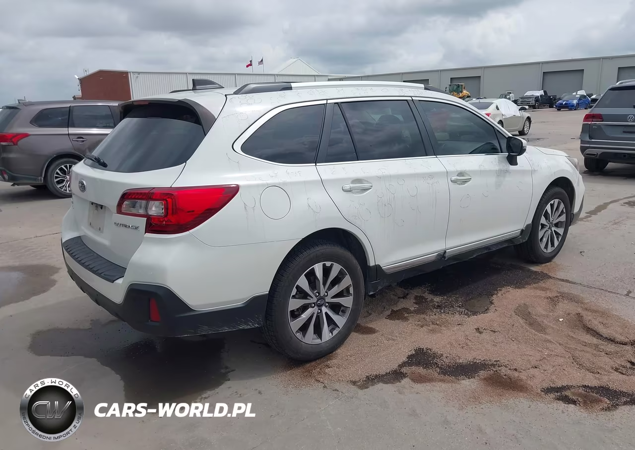 2019 Subaru Outback 2.5I Touring VIN:4S4BSATC8K3364338 - 4