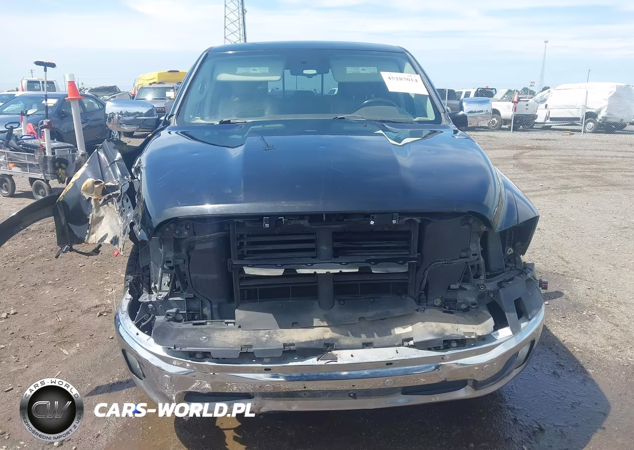 2015 Ram 1500 Laramie VIN:1C6RR6NT7FS506335 - 13