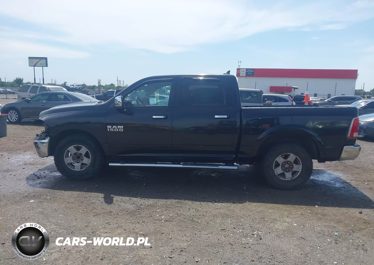 2015 Ram 1500 Laramie VIN:1C6RR6NT7FS506335 - 15