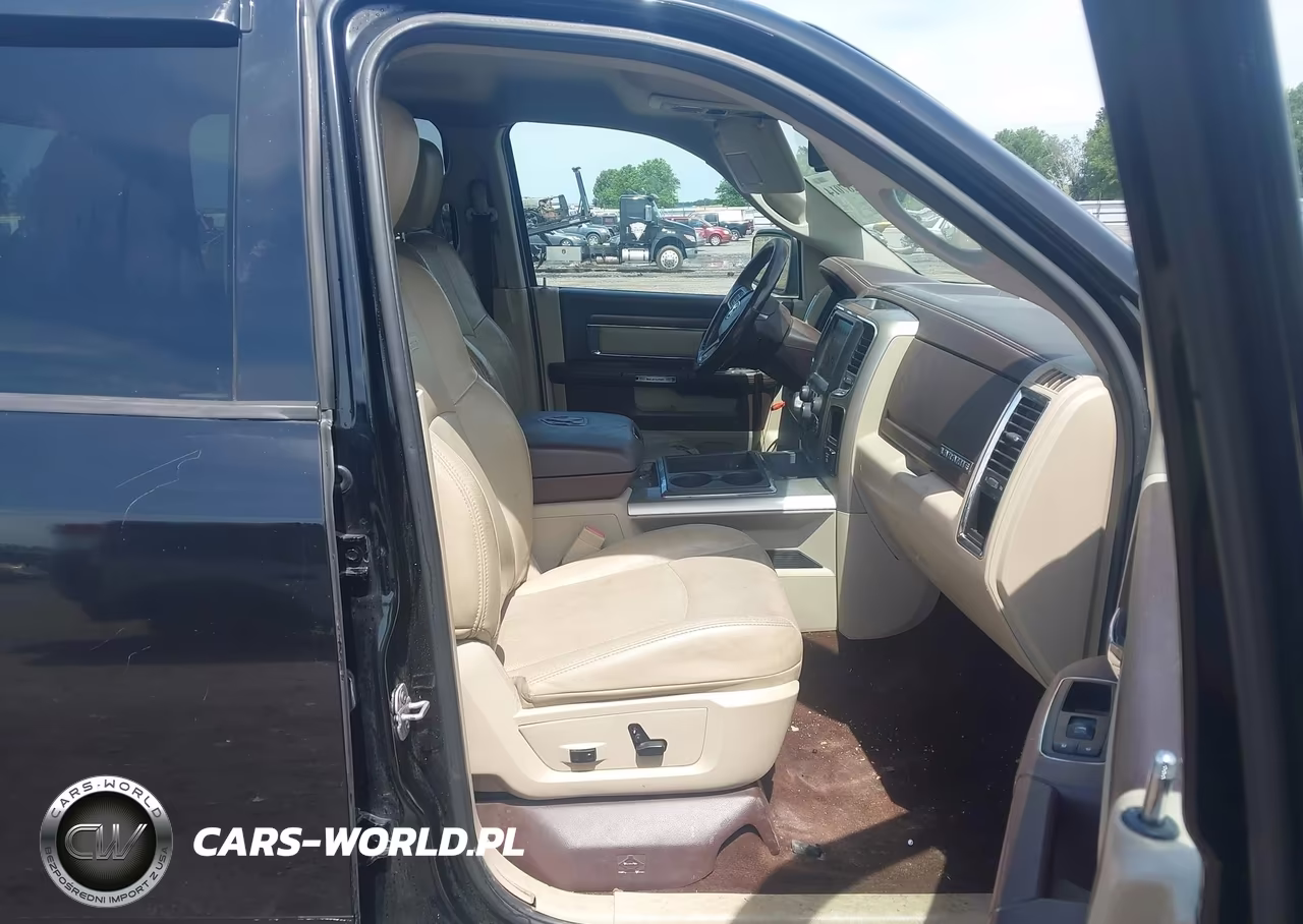 2015 Ram 1500 Laramie VIN:1C6RR6NT7FS506335 - 5