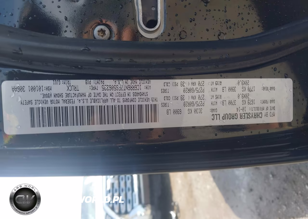 2015 Ram 1500 Laramie VIN:1C6RR6NT7FS506335 - 9