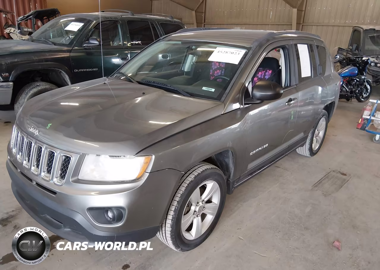 2013 Jeep Compass Latitude VIN:1C4NJDEB3DD227914 - 2
