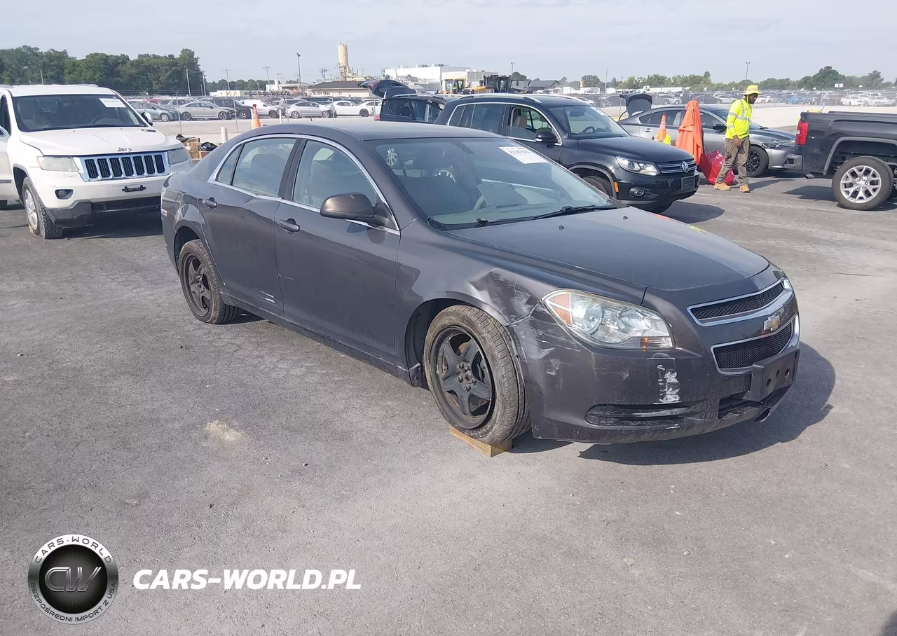 2011 Chevrolet Malibu Ls – zdjęcie 1 z 17