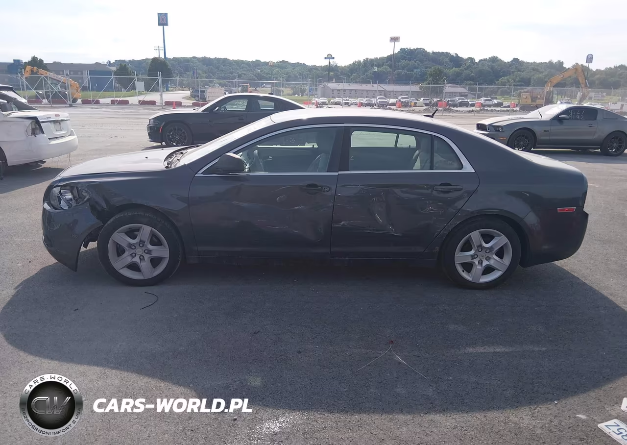 2011 Chevrolet Malibu Ls VIN:1G1ZB5E18BF119570 - 15