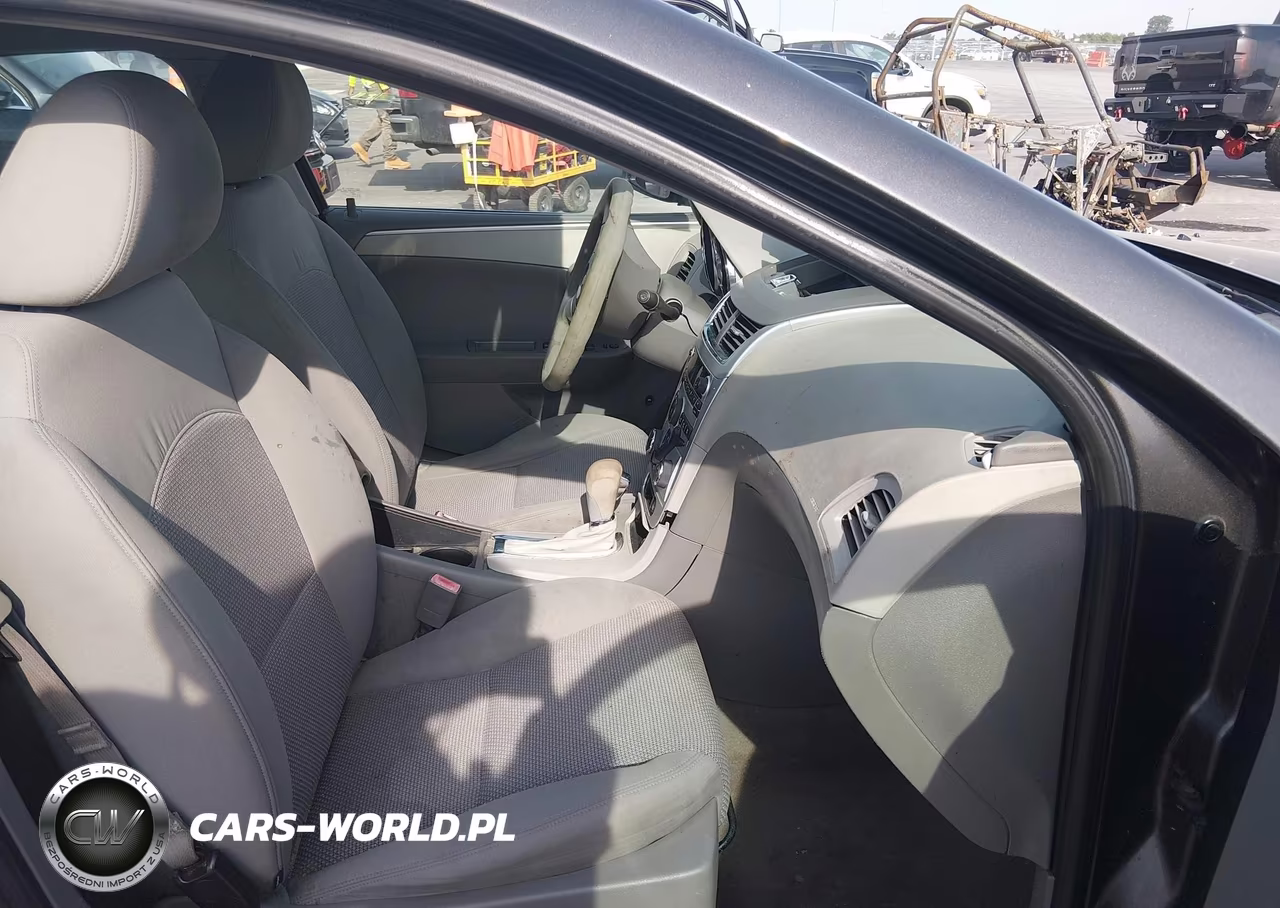 2011 Chevrolet Malibu Ls VIN:1G1ZB5E18BF119570 - 5