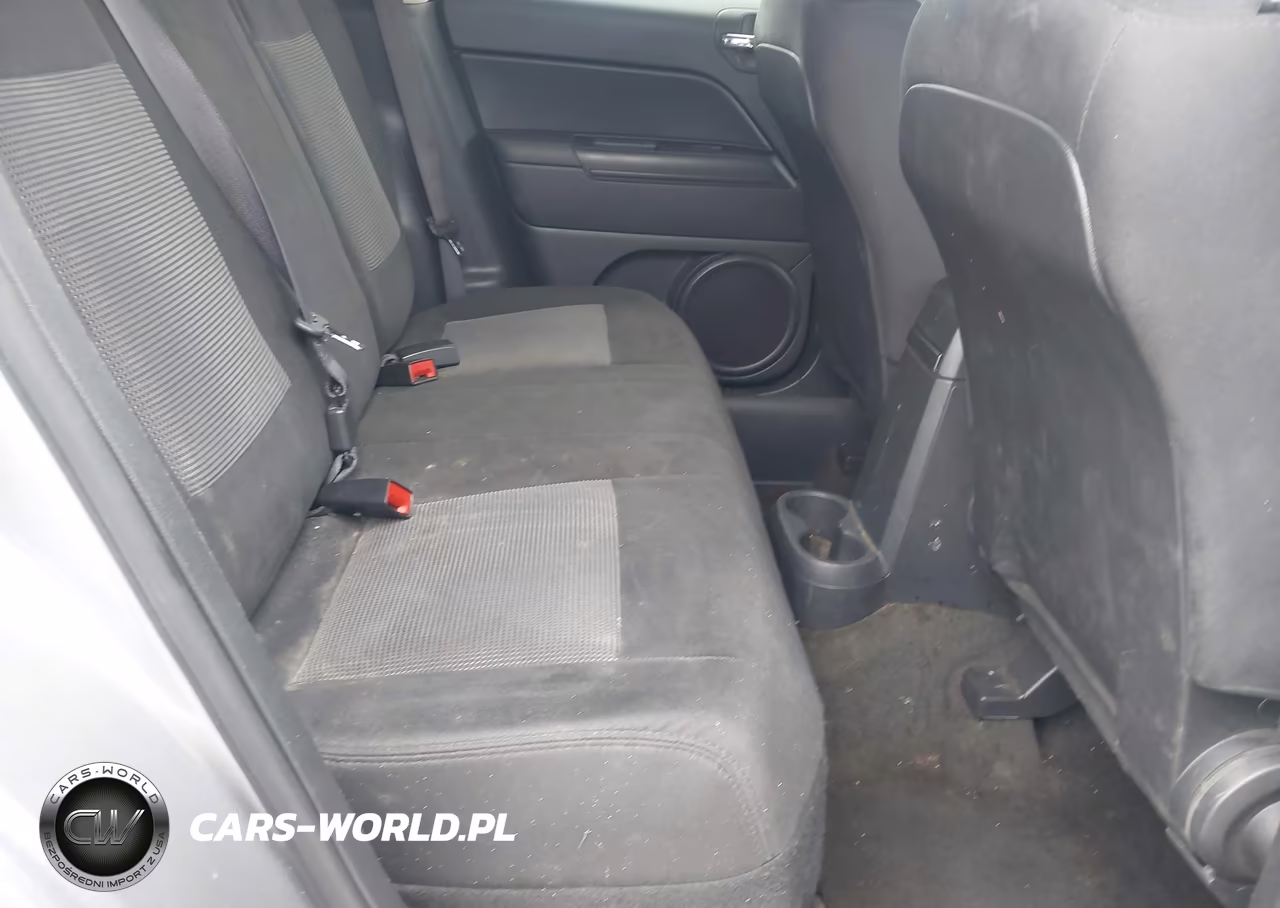 2016 Jeep Patriot Sport VIN:1C4NJPBB8GD777863 - 8