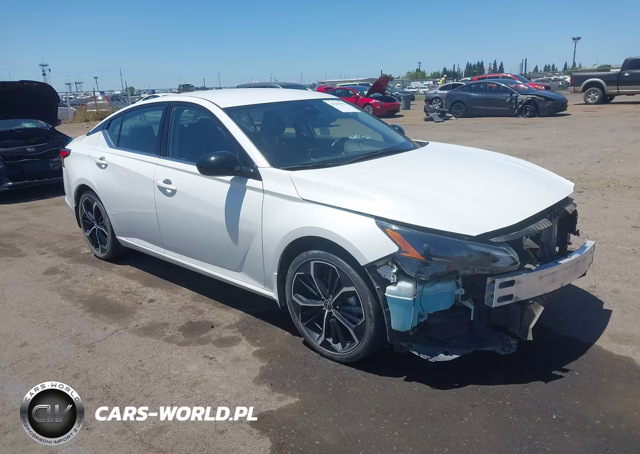 2023 Nissan Altima Sr Fwd – zdjęcie 1 z 17