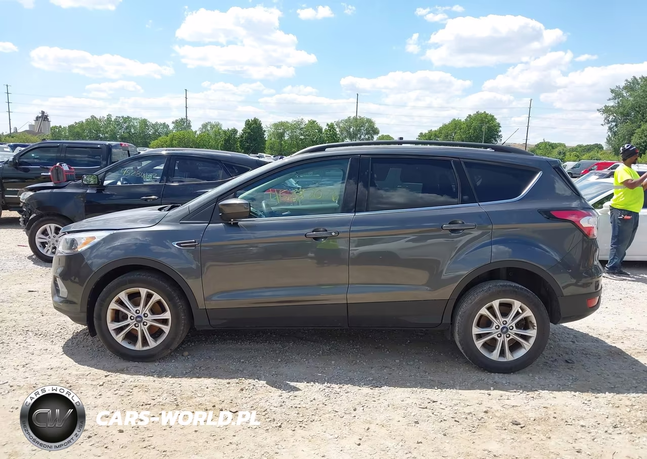 2018 Ford Escape Se VIN:1FMCU0GD5JUD42852 - 14