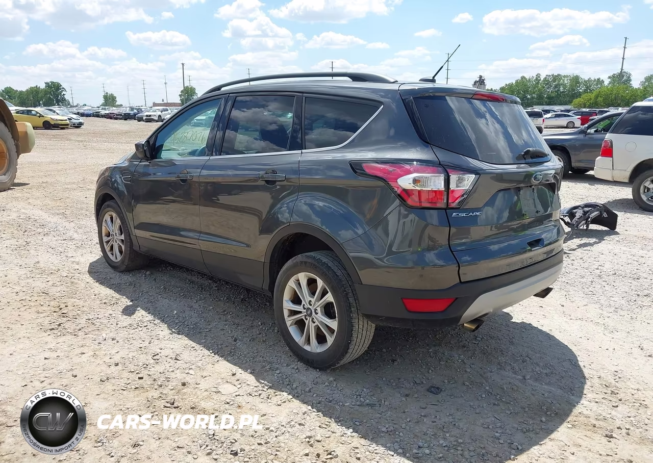 2018 Ford Escape Se VIN:1FMCU0GD5JUD42852 - 3