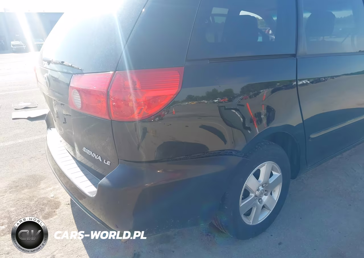 2010 Toyota Sienna Le VIN:5TDKK4CCXAS329903 - 6