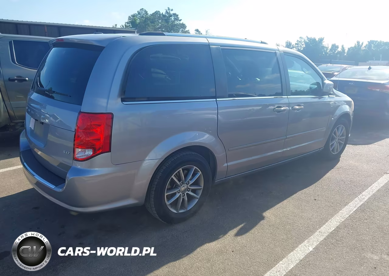 2015 Dodge Grand Caravan Sxt Plus VIN:2C4RDGCG8FR736096 - 4