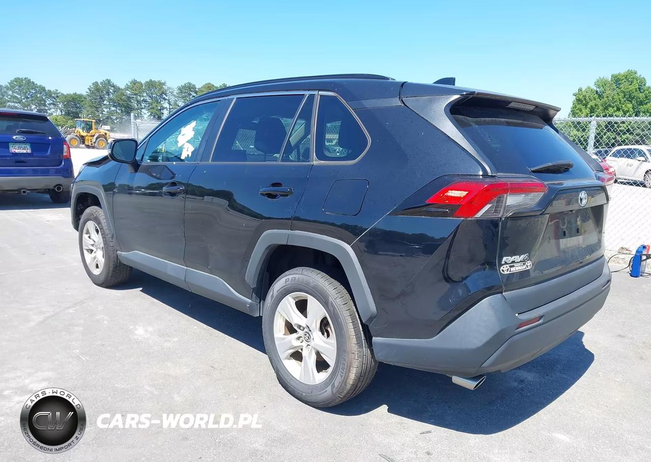 2021 Toyota Rav4 Xle VIN:2T3W1RFVXMC159965 - 3