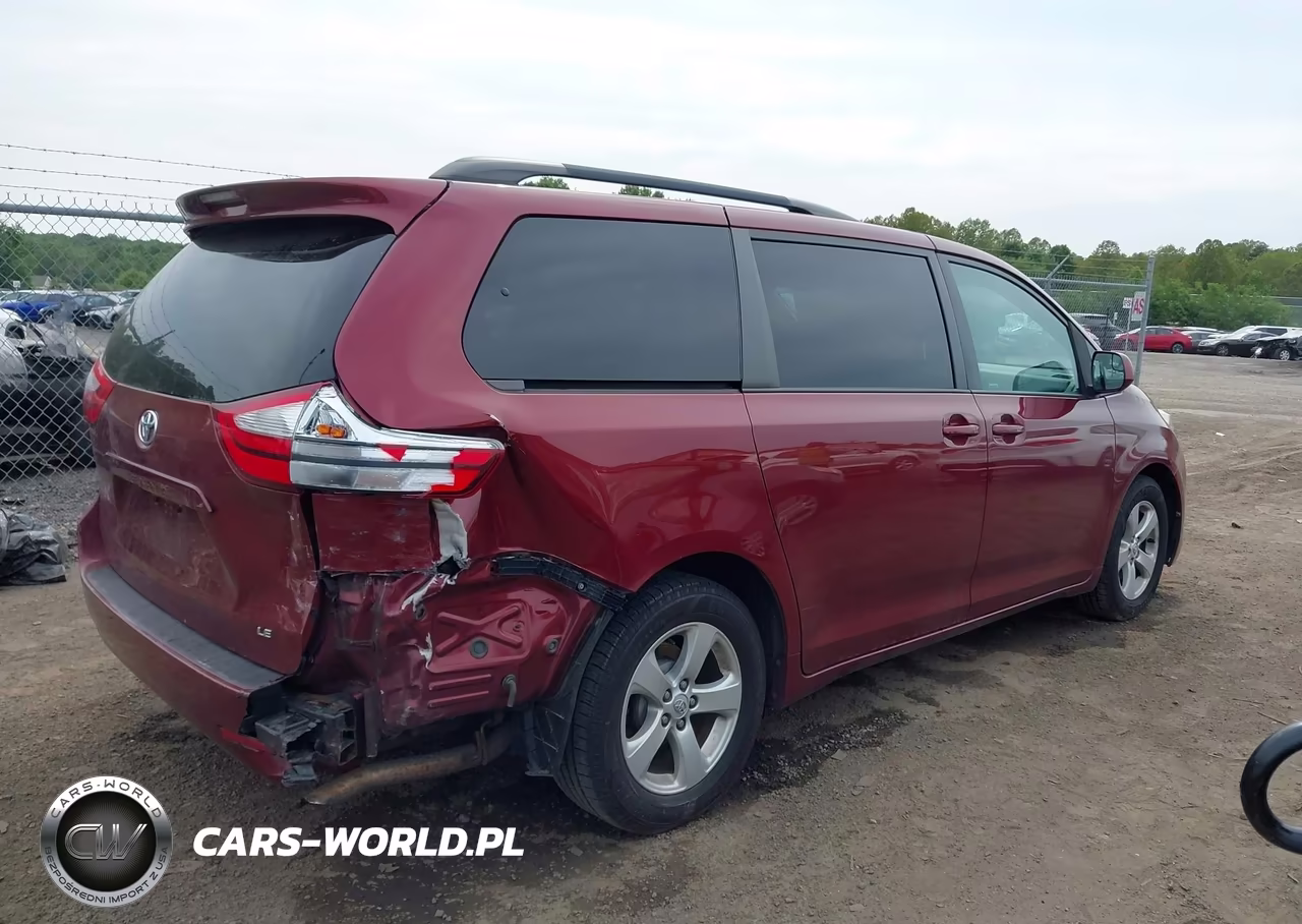 2015 Toyota Sienna Le 8 Passenger VIN:5TDKK3DC7FS553419 - 4