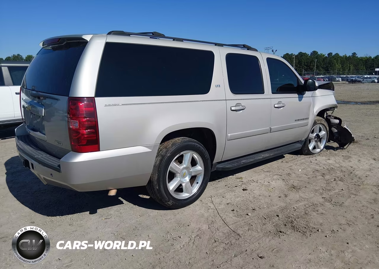 2007 Chevrolet Suburban 1500 Ltz VIN:1GNFC16077J232508 - 4