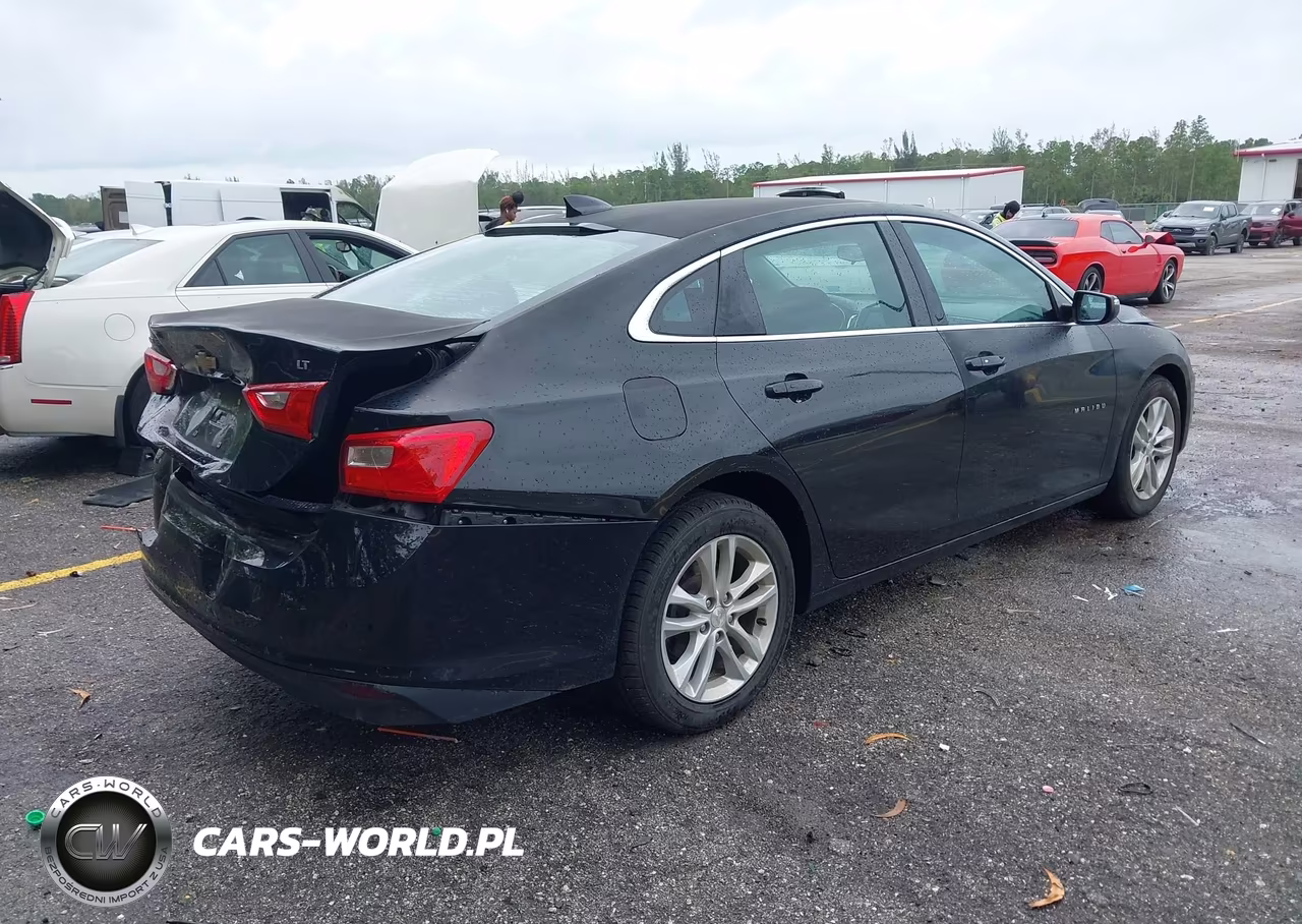 2017 Chevrolet Malibu 1Lt VIN:1G1ZE5ST6HF287780 - 4