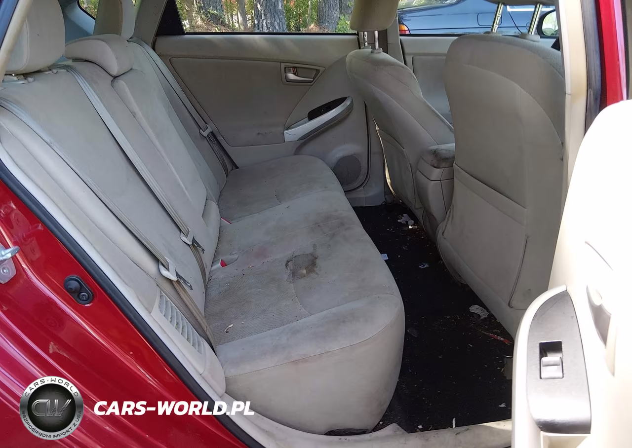 2013 Toyota Prius Two VIN:JTDKN3DUXD5577071 - 8