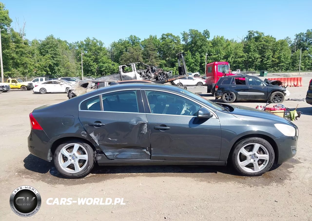 2012 Volvo S60 T5 VIN:YV1622FS5C2140394 - 13