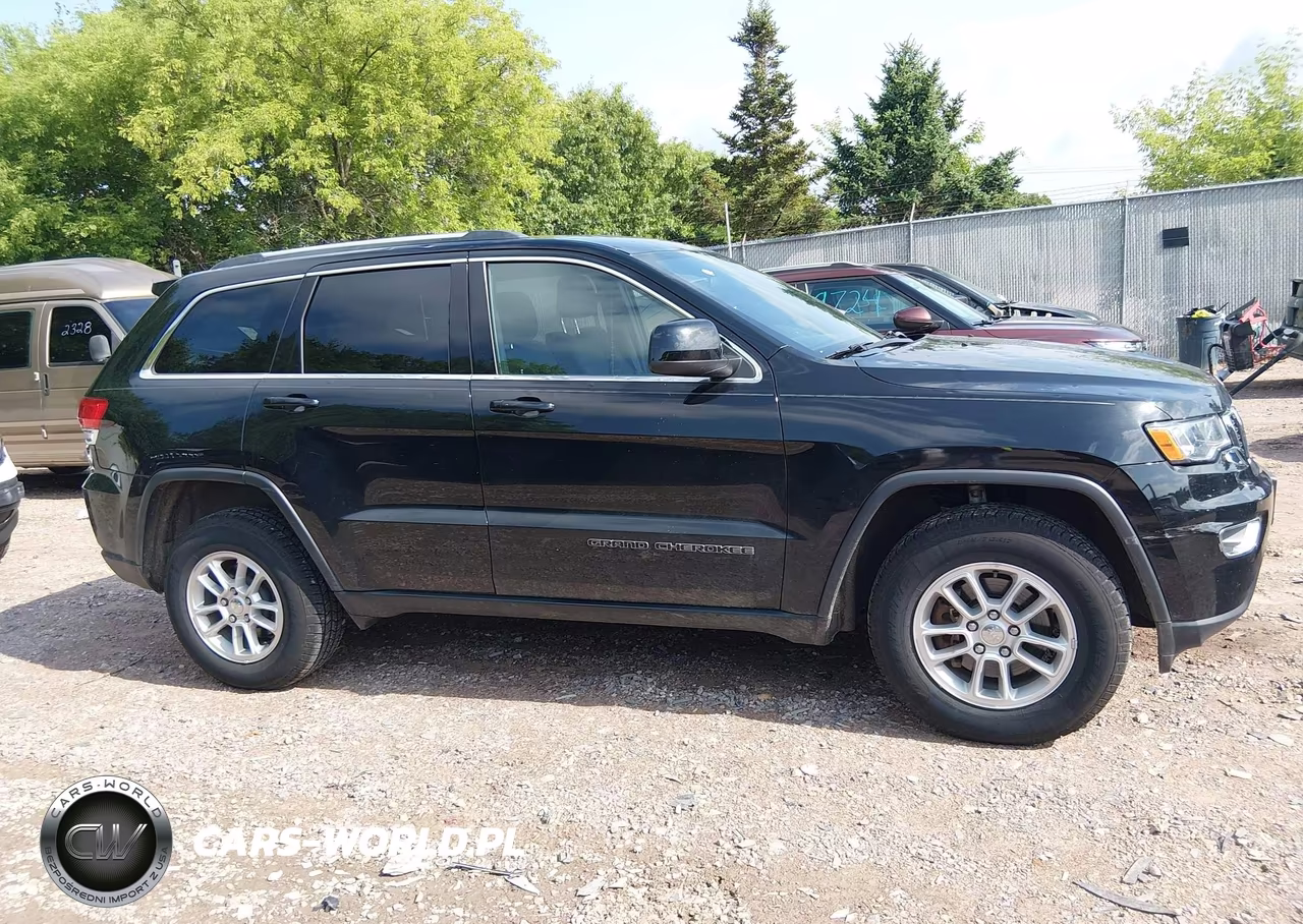 2019 Jeep Grand Cherokee Laredo E 4X4 VIN:1C4RJFAG5KC528699 - 13