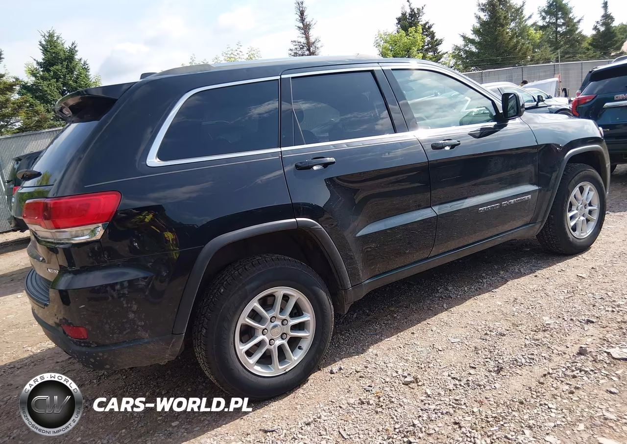 2019 Jeep Grand Cherokee Laredo E 4X4 VIN:1C4RJFAG5KC528699 - 4