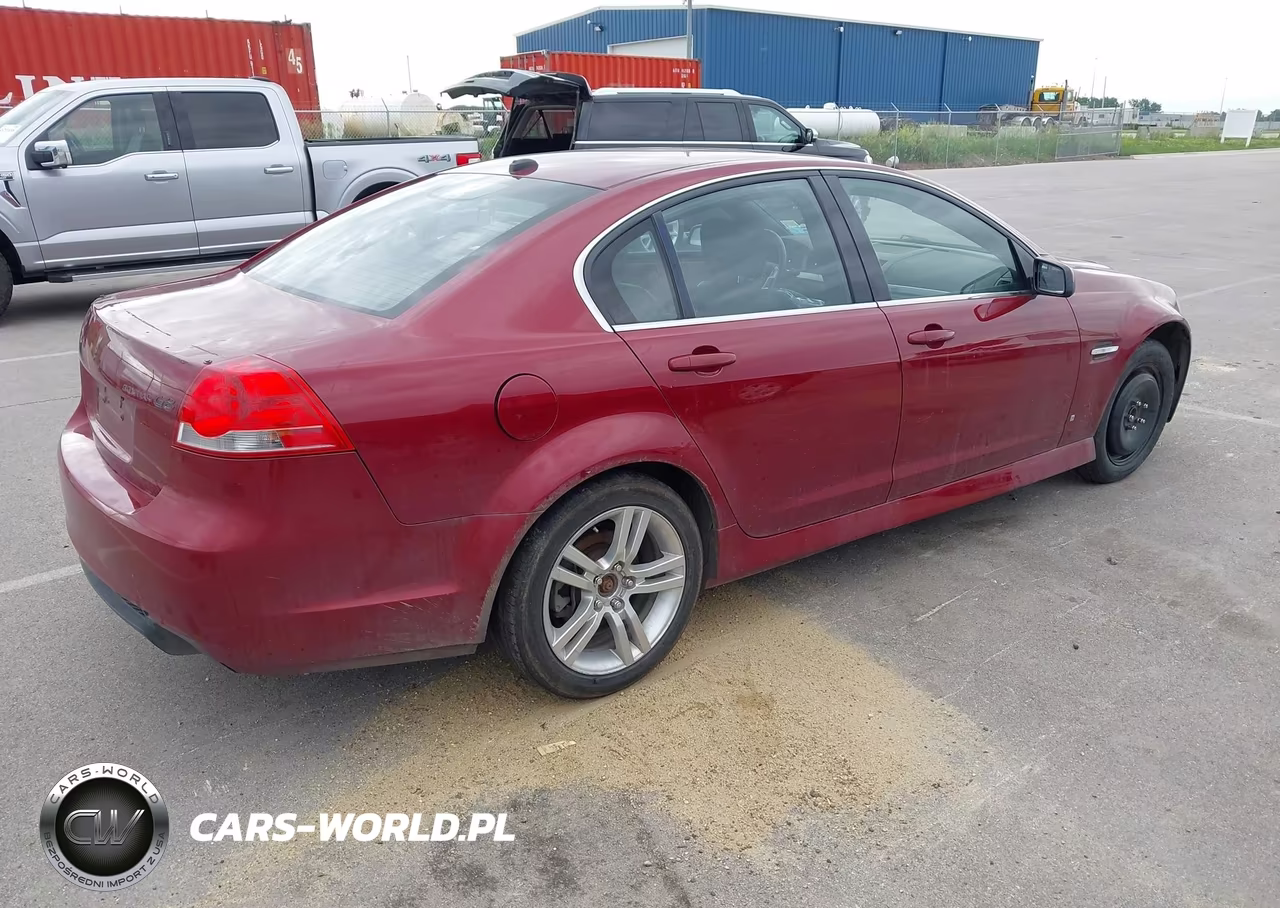 2009 Pontiac G8 VIN:6G2ER57749L233152 - 4