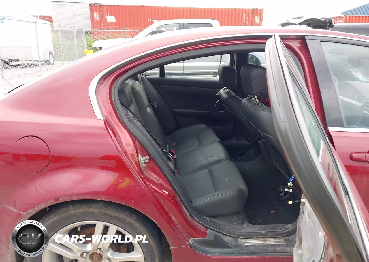 2009 Pontiac G8 VIN:6G2ER57749L233152 - 8