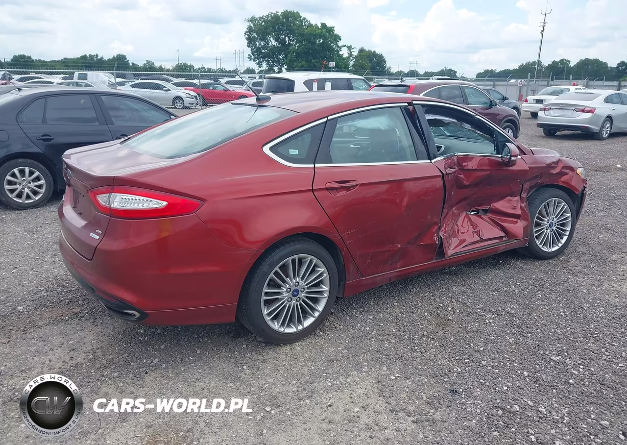 2014 Ford Fusion Se VIN:3FA6P0H94ER235698 - 4