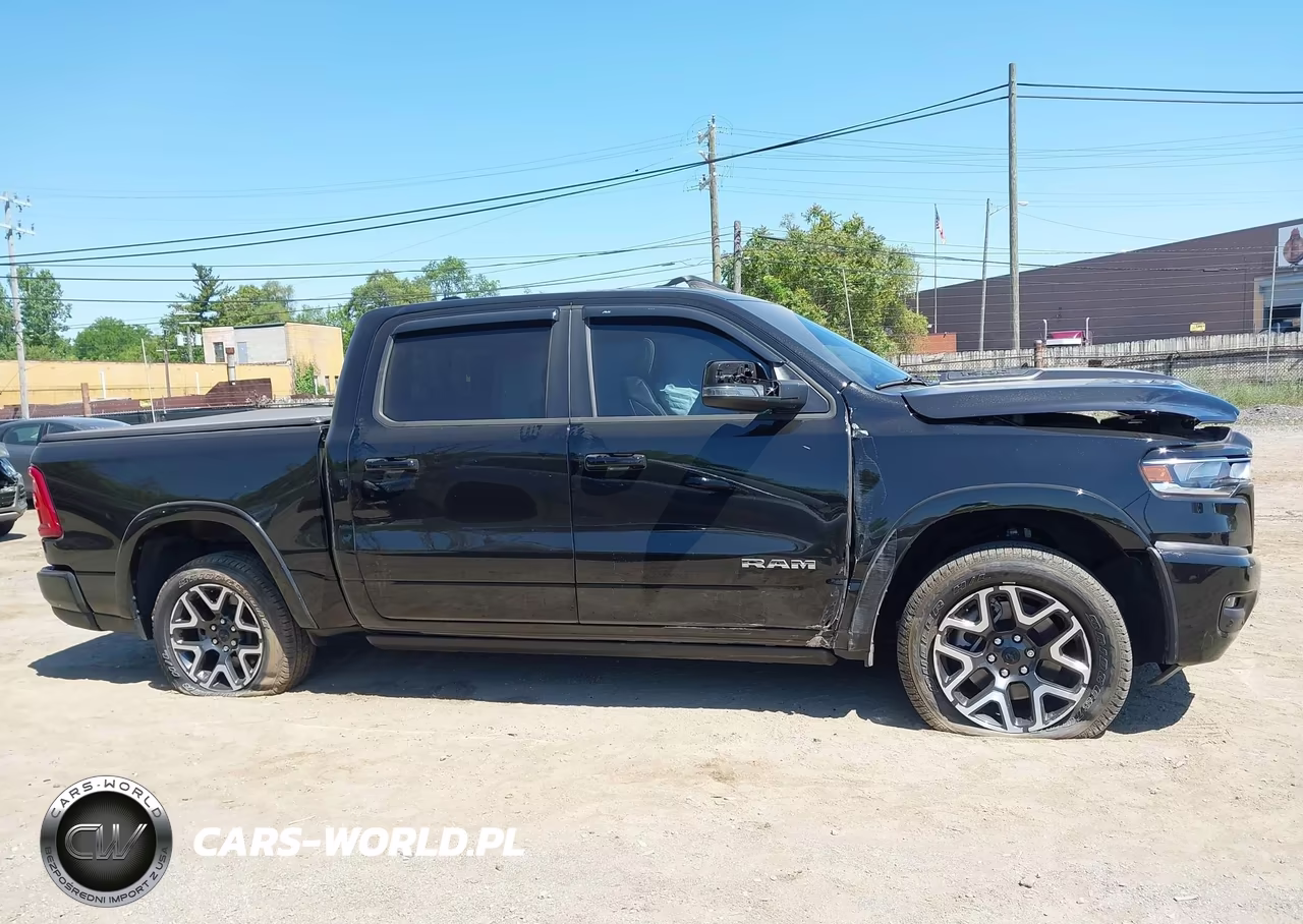 2026 Ram 1500 Laramie 4X4 5'7 Box VIN:1C6SRFJP2TN191593 - 13