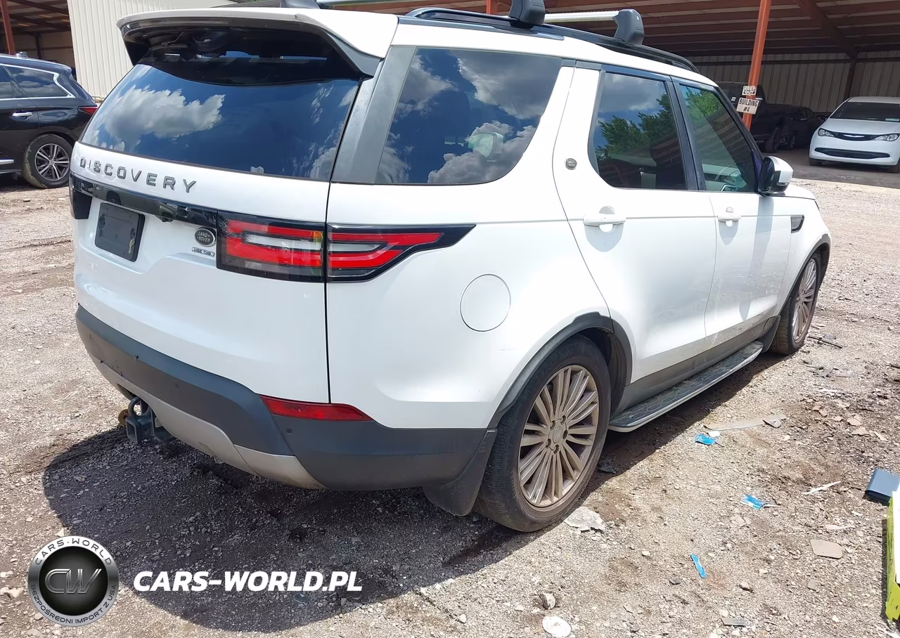 2017 Land Rover Discovery Hse VIN:SALRRBBK9HA005462 - 4