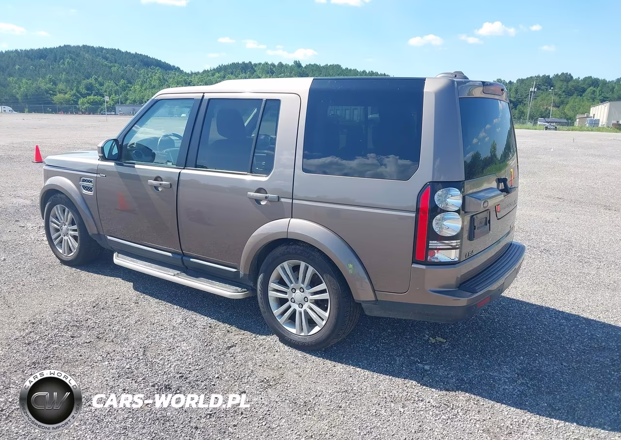2016 Land Rover Lr4 VIN:SALAK2V6XGA796860 - 3