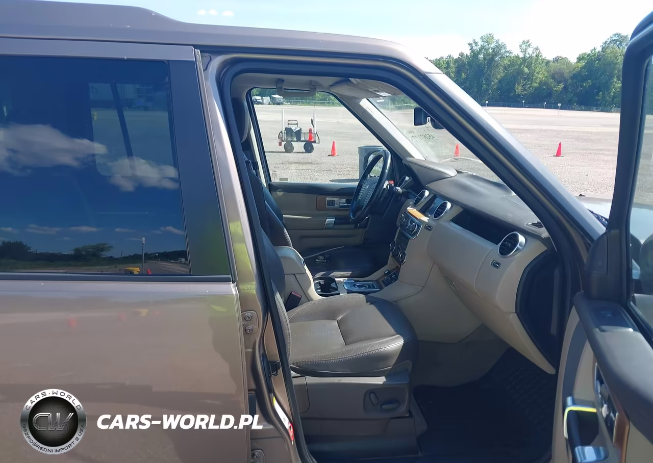 2016 Land Rover Lr4 VIN:SALAK2V6XGA796860 - 5