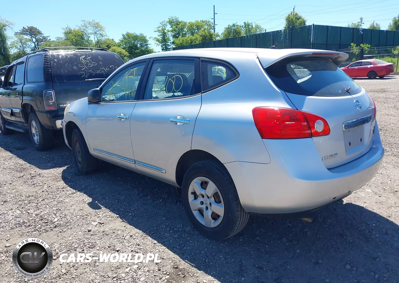 2013 Nissan Rogue S VIN:JN8AS5MV6DW642392 - 3
