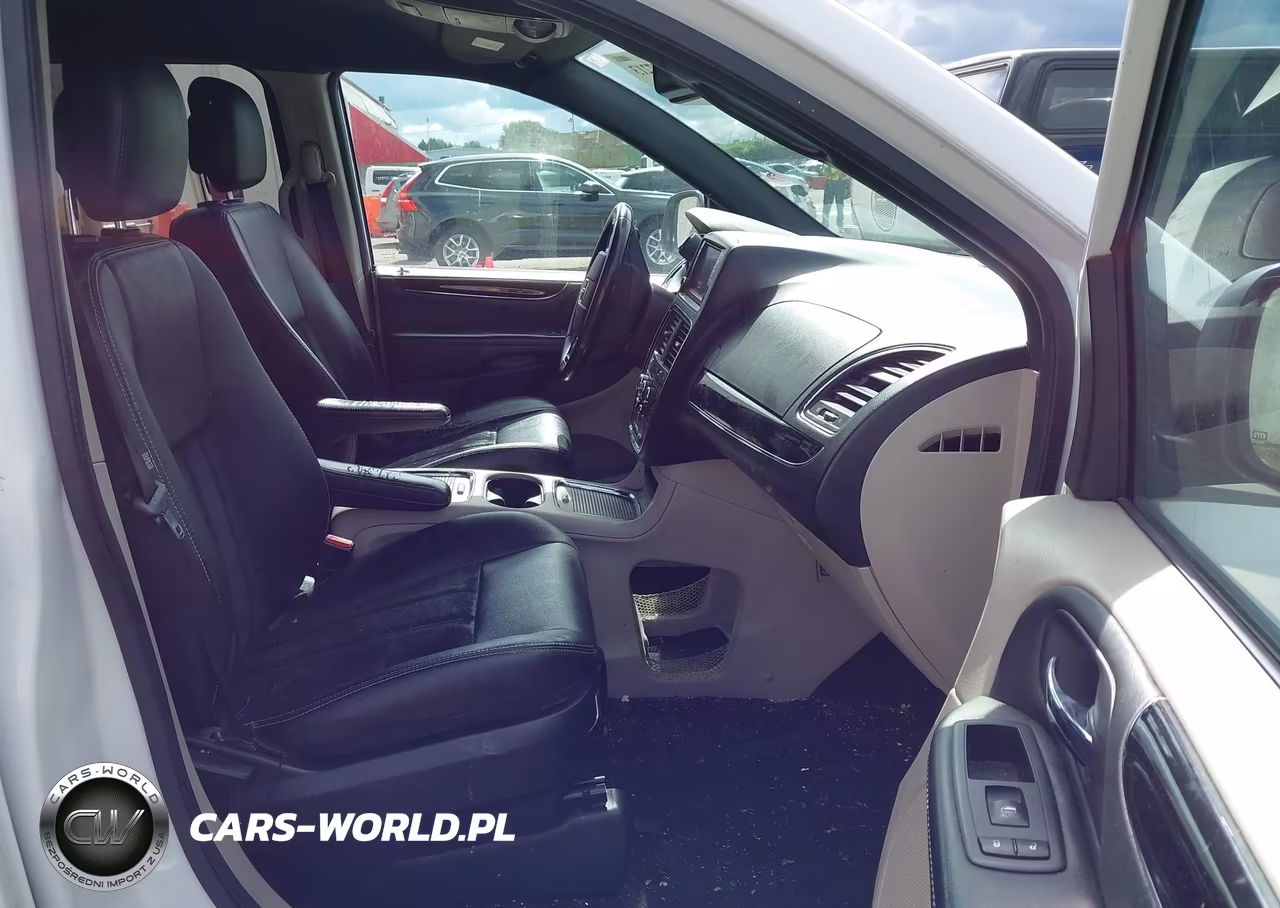 2018 Dodge Grand Caravan Sxt VIN:2C4RDGCG8JR223021 - 5