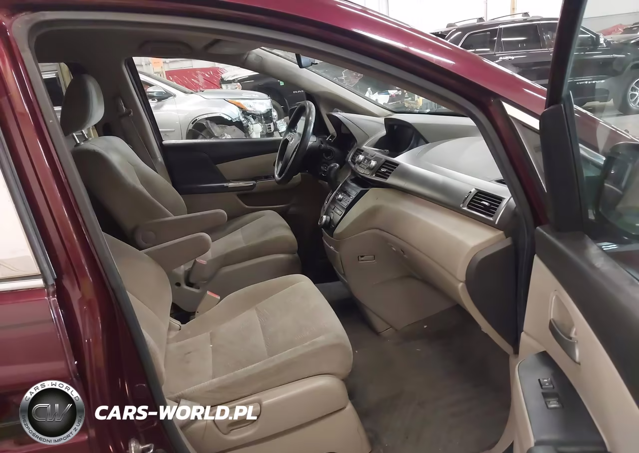2013 Honda Odyssey Lx VIN:5FNRL5H25DB038574 - 5