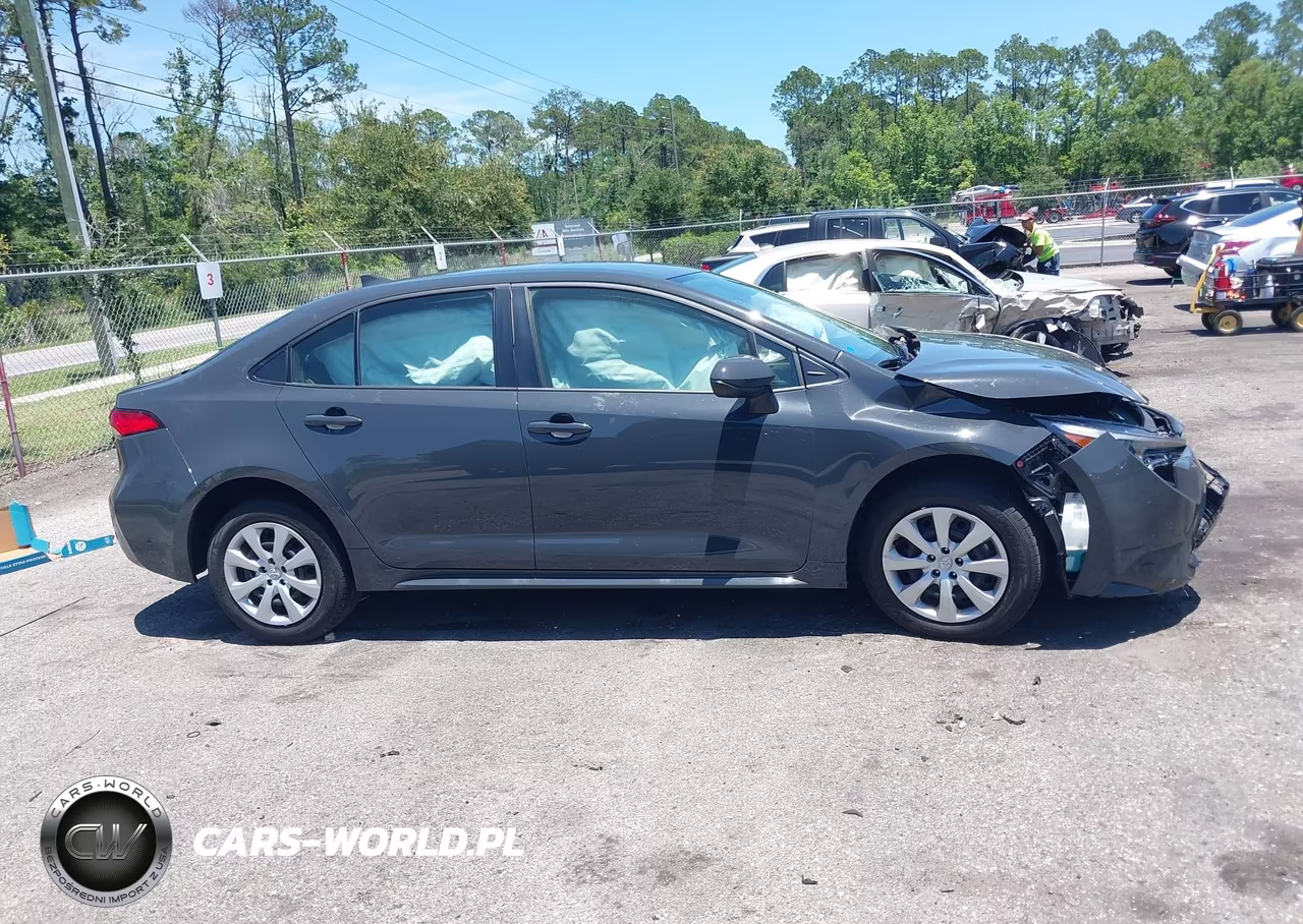 2026 Toyota Corolla Hybrid Hybrid Le VIN:JTDBCMFE1T3142774 - 12