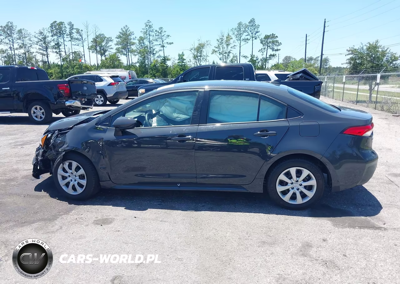 2026 Toyota Corolla Hybrid Hybrid Le VIN:JTDBCMFE1T3142774 - 13