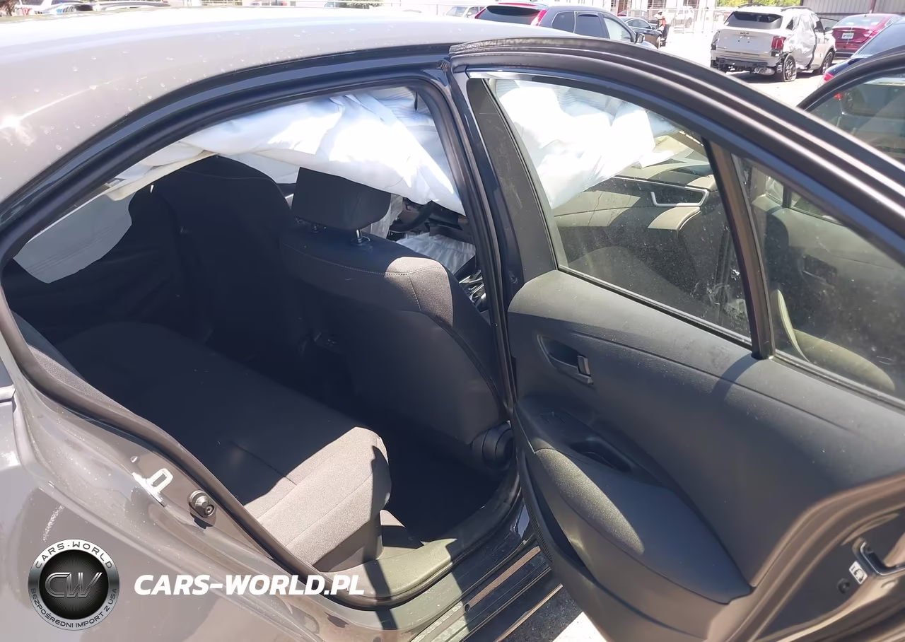 2026 Toyota Corolla Hybrid Hybrid Le VIN:JTDBCMFE1T3142774 - 8