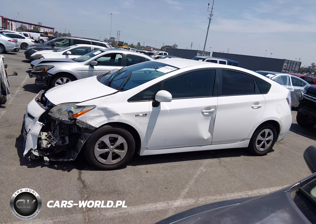 2015 Toyota Prius One VIN:JTDKN3DU4F1960773 - 14