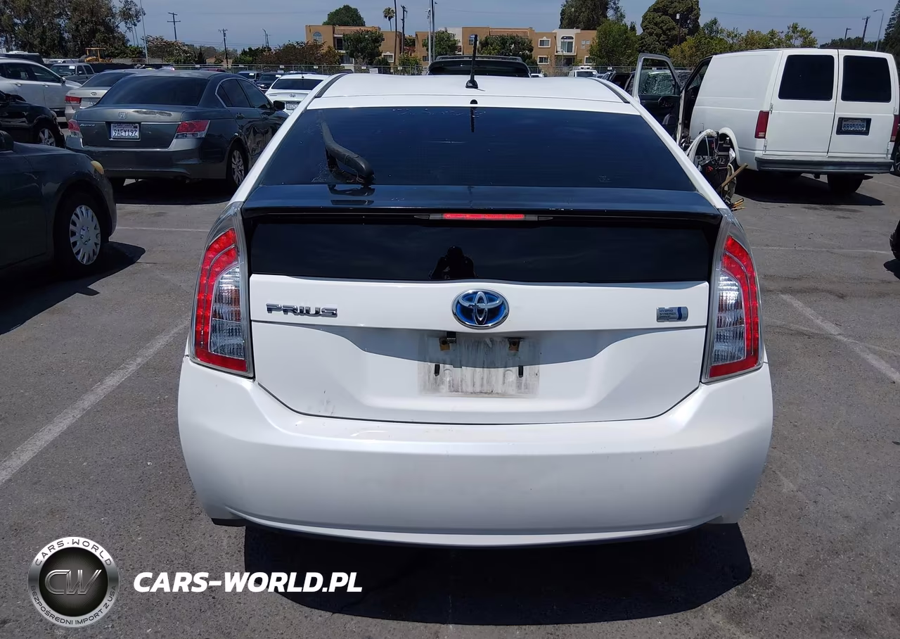 2015 Toyota Prius One VIN:JTDKN3DU4F1960773 - 16