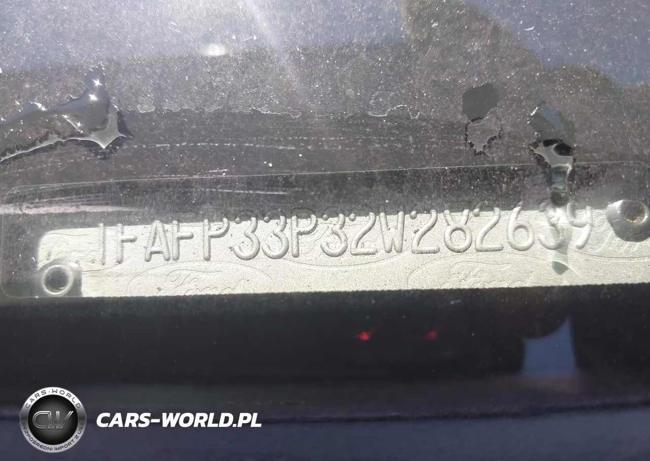 2002 Ford Focus Lx VIN:1FAFP33P32W282639 - 9