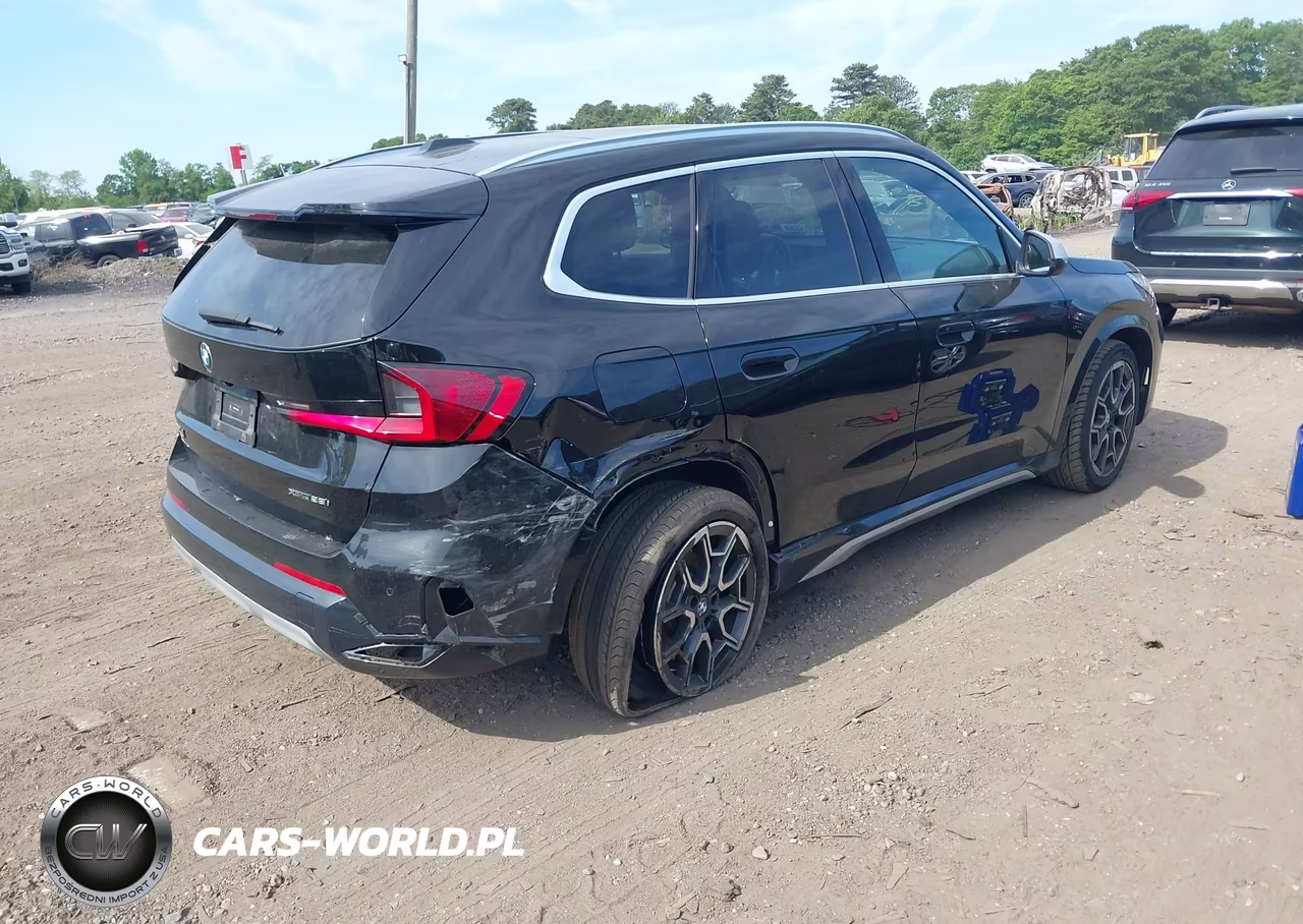 2023 BMW X1 xDrive28I VIN:WBX73EF08P5X69470 - 4