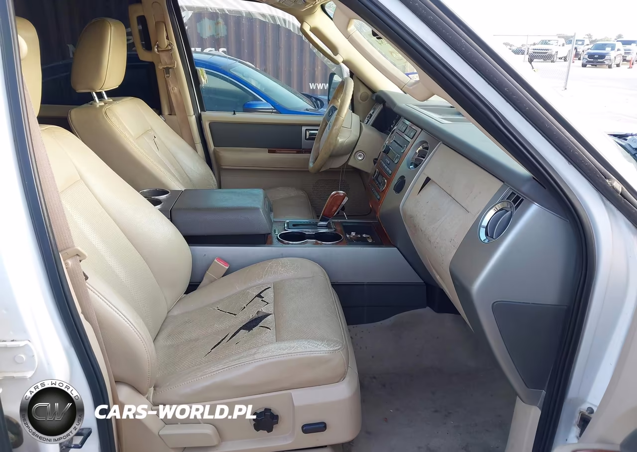 2010 Ford Expedition Eddie Bauer VIN:1FMJU1H59AEB70632 - 5