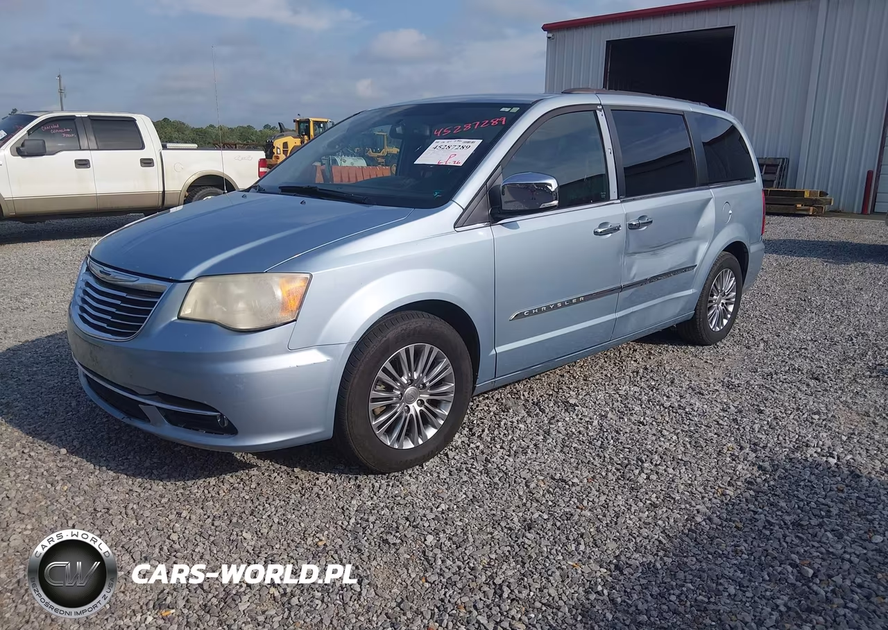 2013 Chrysler Town & Country Touring-L VIN:2C4RC1CG3DR807802 - 2